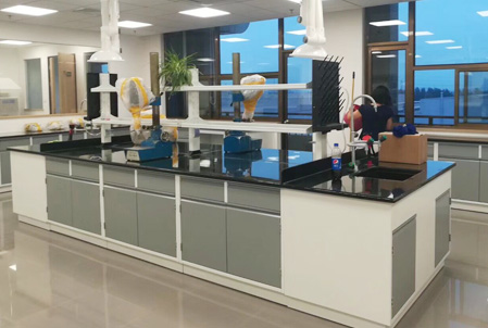 常熟某科研医院实验室全钢合作项目